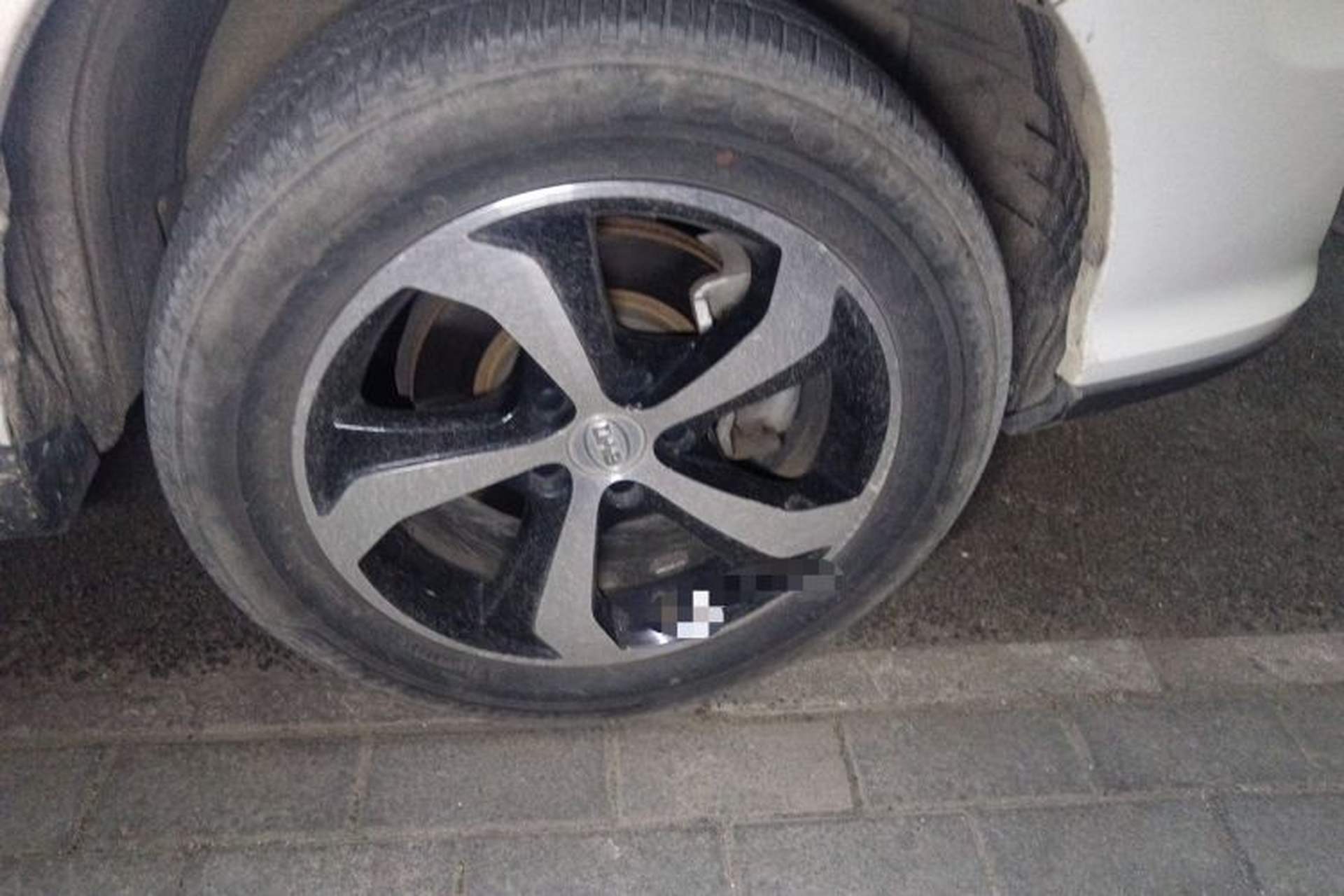 Used BYD S7 2016 2.0T Automatic Flagship Plus Right Front Wheel Hub