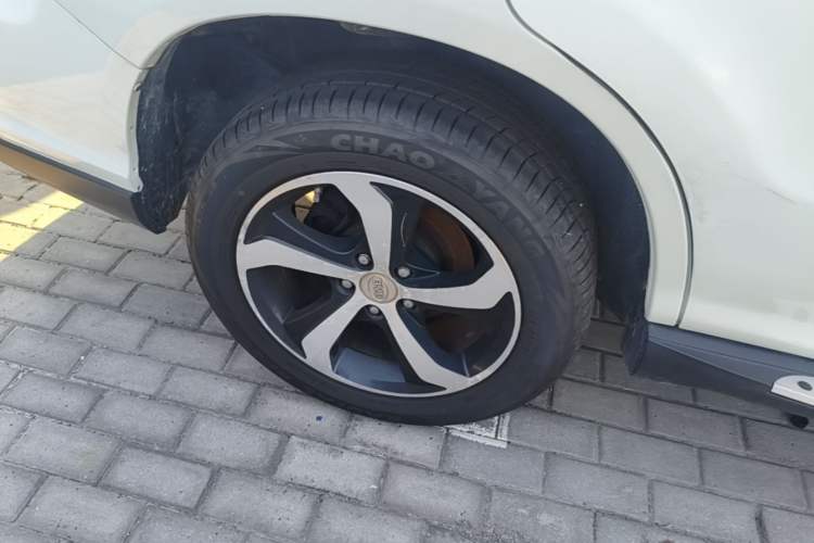 Used BYD S7 2016 2.0T Automatic Prestige Edition Right Rear Wheel Hub