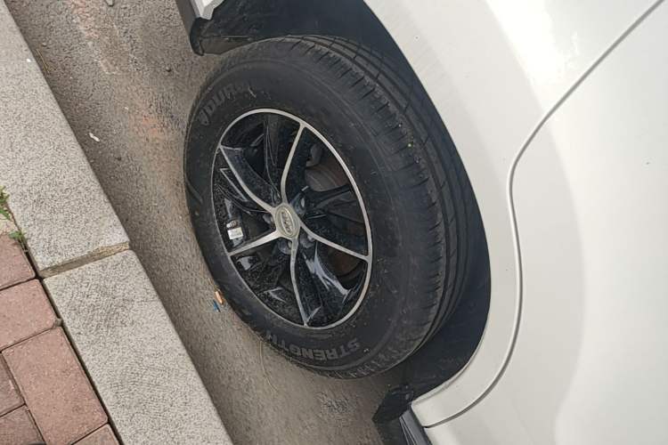Used BYD S7 2016 1.5T Manual Luxury Edition Right Rear Wheel Hub