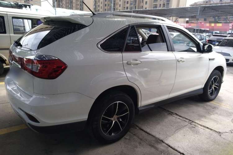 Used BYD S7 2016 1.5T Manual Luxury Edition Right Side