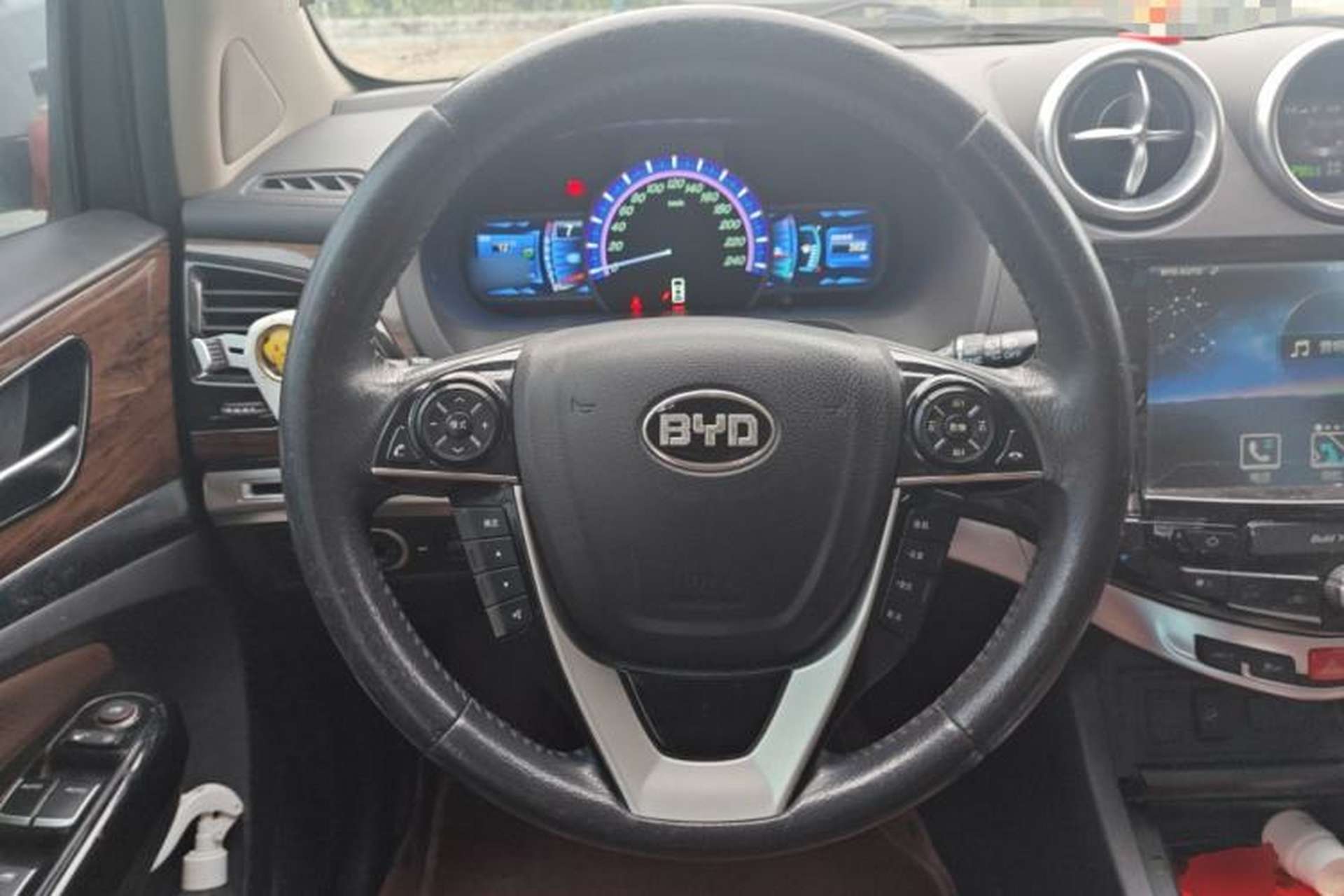 Used BYD S7 2016 2.0T Automatic Prestige Plus Steering Wheel
