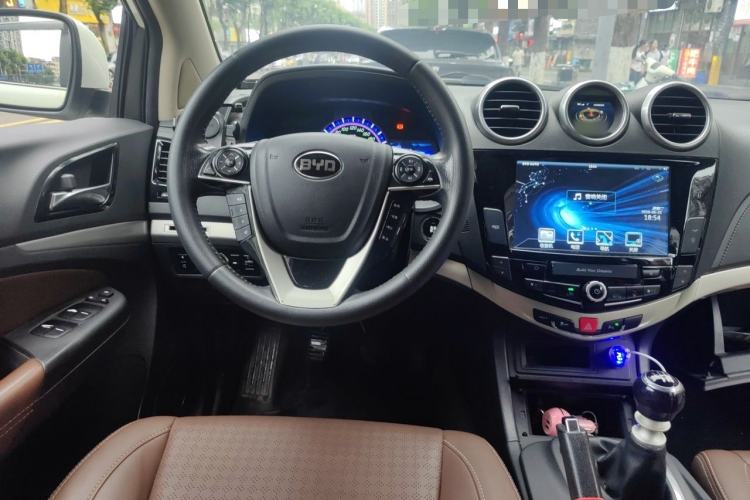Used BYD S7 2016 1.5T Manual Luxury Edition Steering Wheel