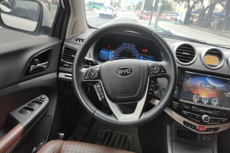 Used BYD S7 2016 1.5T Manual Luxury Edition Steering Wheel