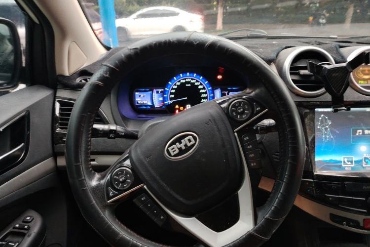 Used BYD S7 2016 1.5T Manual Luxury Edition Steering Wheel