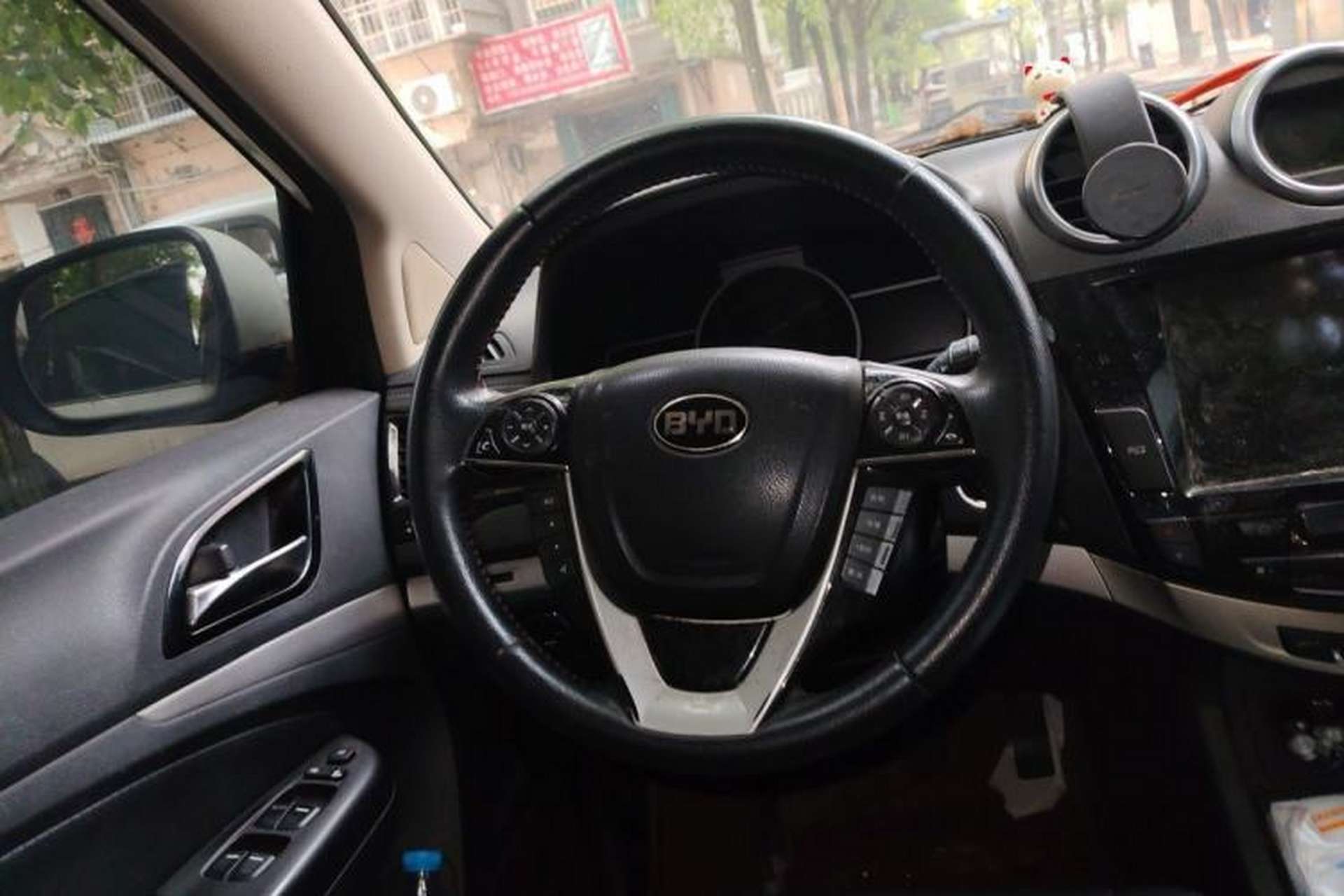 Used BYD S7 2016 1.5T Manual Luxury Edition Steering Wheel