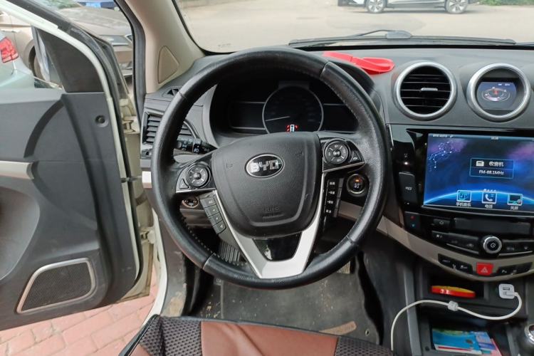 Used BYD S7 2016 1.5T Manual Luxury Edition Steering Wheel