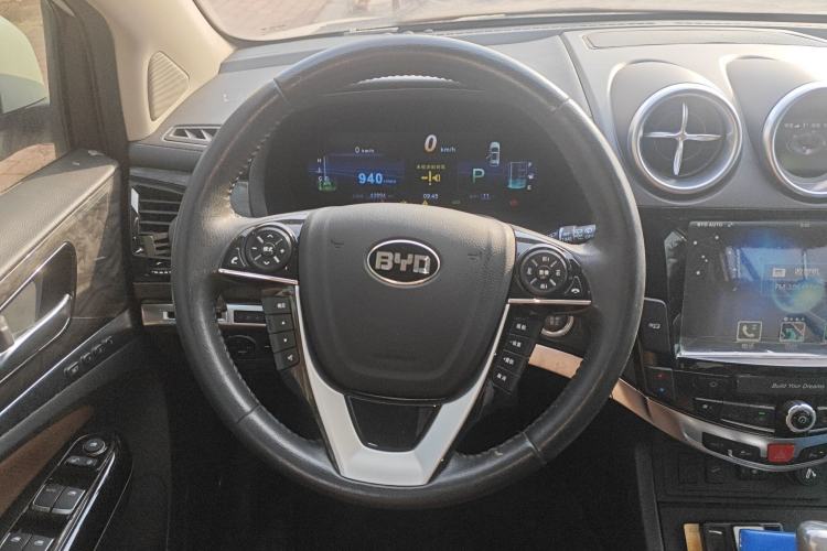 Used BYD S7 2016 2.0T Automatic Flagship Plus Steering Wheel