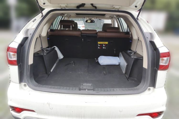 Used BYD S7 2016 2.0T Automatic Prestige Plus Trunk
