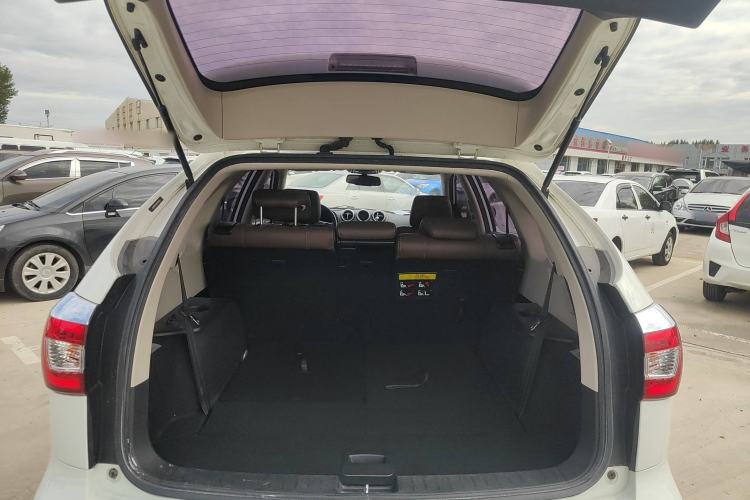 Used BYD S7 2016 2.0T Automatic Prestige Plus Trunk