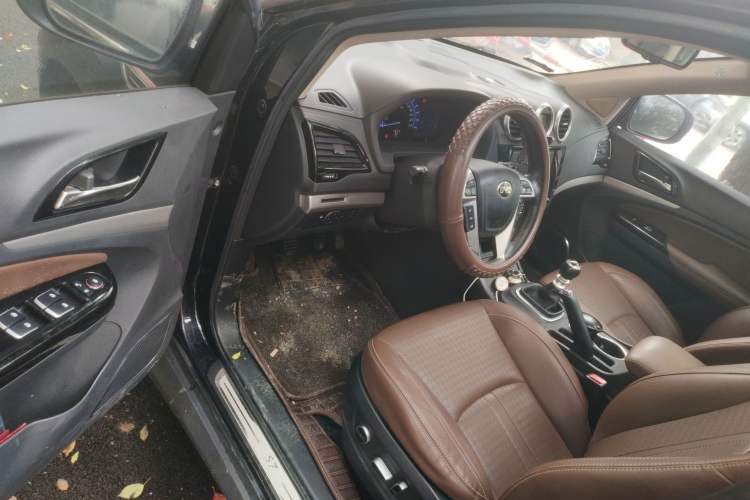 Used BYD S7 2017 1.5T Manual Luxury Model Driver Seat