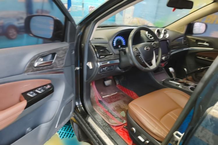 Used BYD S7 2017 2.0T Automatic Prestige Edition Driver Seat