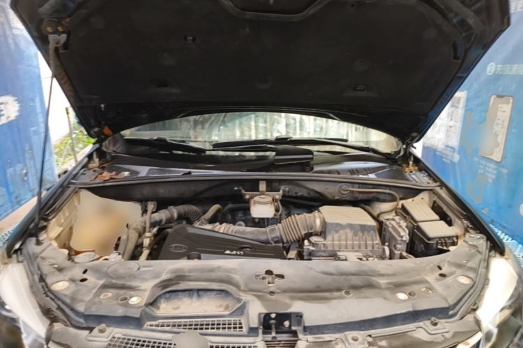 Used BYD S7 2017 2.0T Automatic Prestige Edition Engine Bay