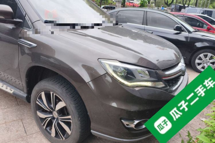 Used BYD S7 2017 2.0T Automatic Prestige Edition Front Right 45 Deg