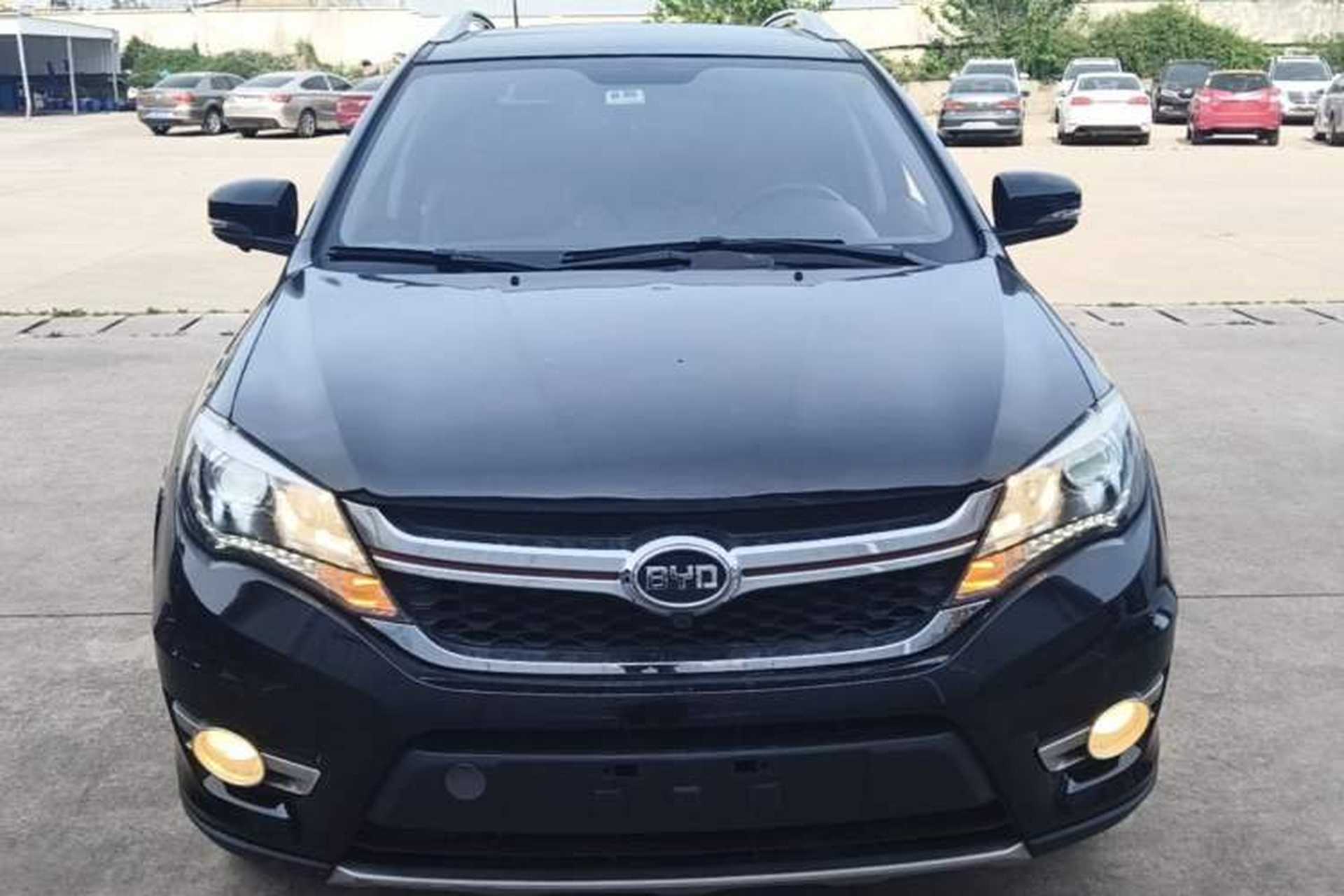 Used BYD S7 2017 1.5T Manual Luxury Model Front