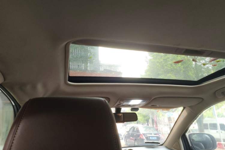 Used BYD S7 2017 1.5T Manual Luxury Model Headliner