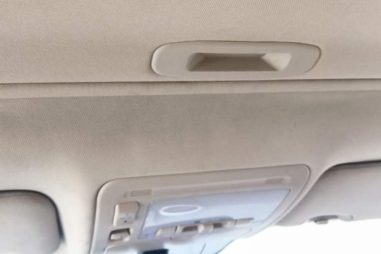 Used BYD S7 2017 1.5T Manual Luxury Model Headliner