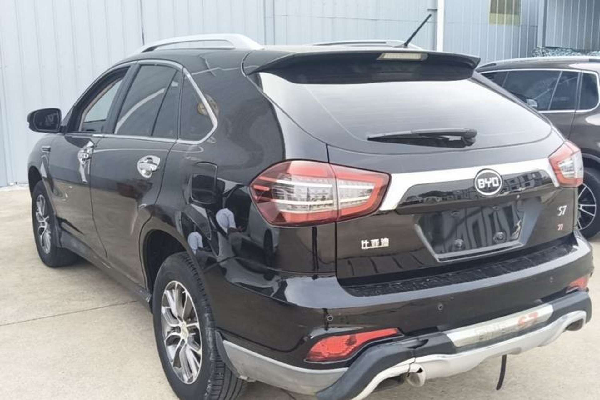 Used BYD S7 2017 1.5T Manual Luxury Model Rear Left 45 Deg