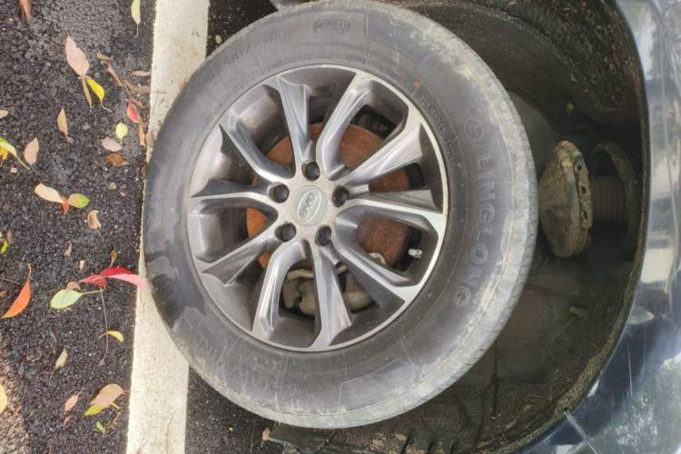 Used BYD S7 2017 1.5T Manual Luxury Model Right Front Wheel Hub