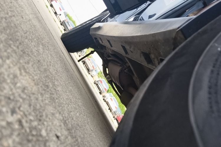 Used BYD S7 2017 1.5T Manual Luxury Model Right Side Sill