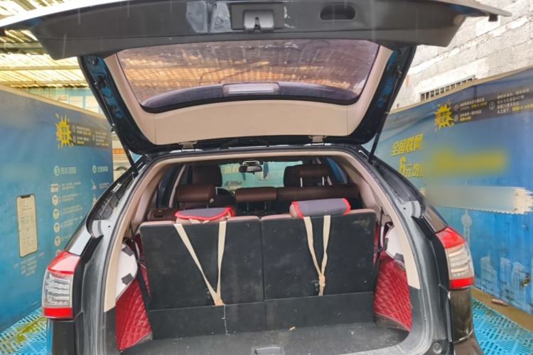 Used BYD S7 2017 2.0T Automatic Prestige Edition Trunk