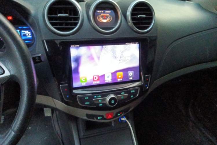 Used BYD S7 2017 1.5T Manual Luxury Model Audio And AC Panel