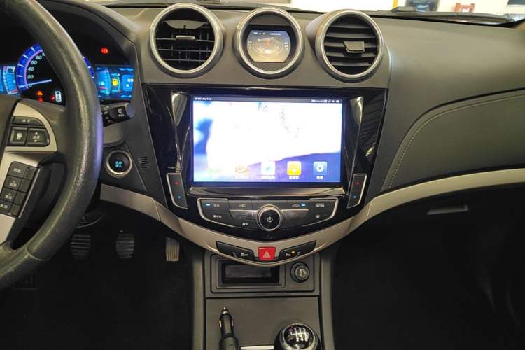 Used BYD S7 2017 1.5T Manual Luxury Model Audio And AC Panel
