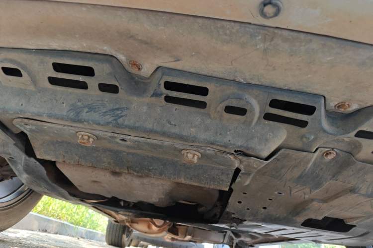 Used BYD S7 2017 2.0T Automatic Prestige Edition Chassis Front