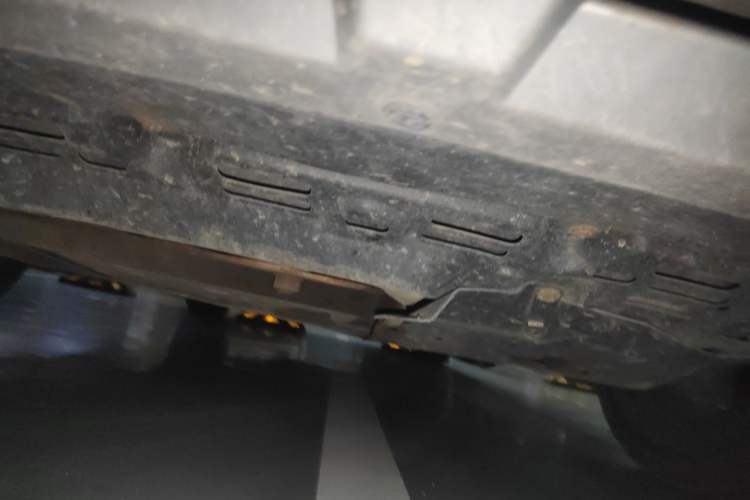 Used BYD S7 2017 2.0T Automatic Prestige Edition Chassis Front