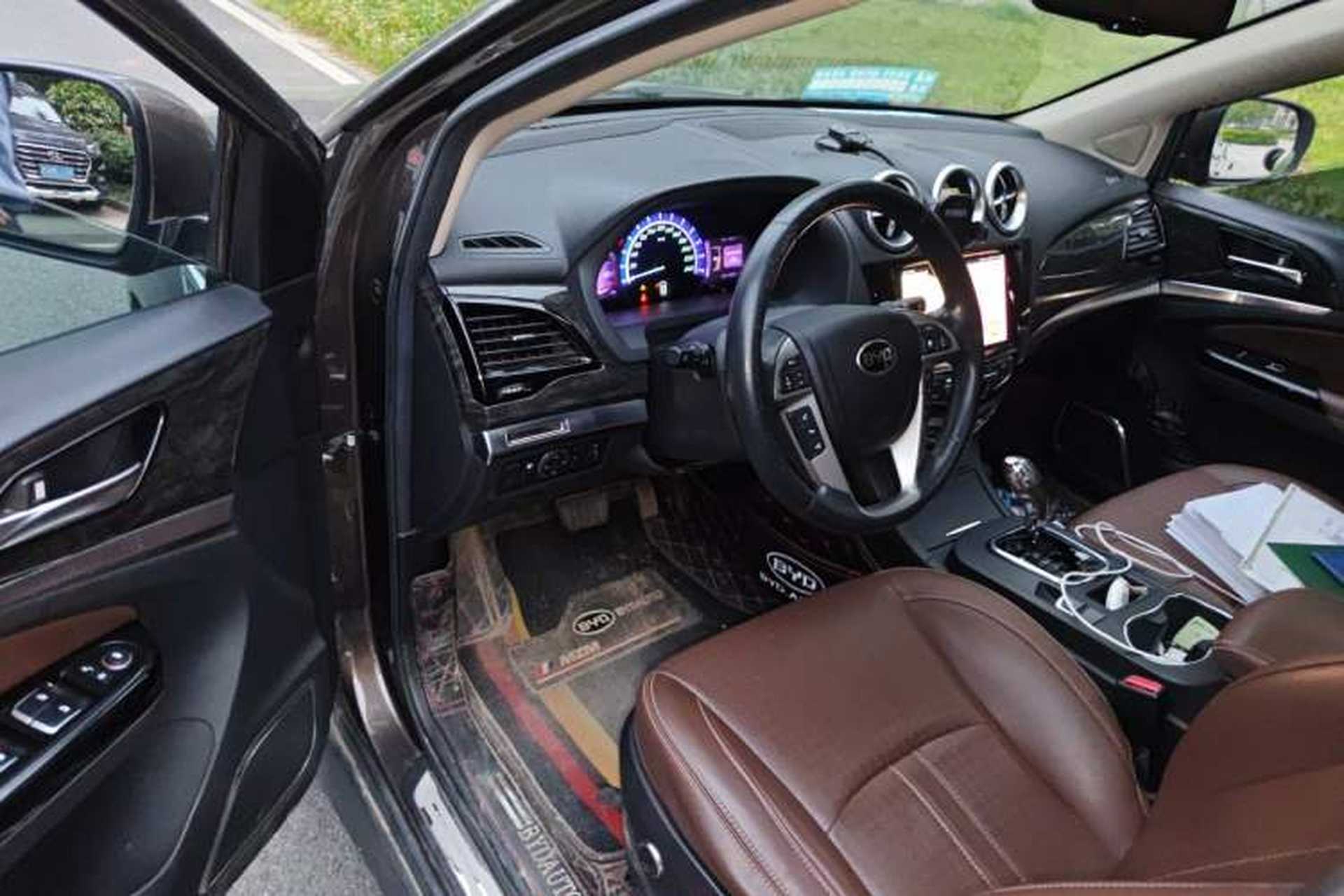 Used BYD S7 2017 2.0T Automatic Luxury Model Driver Seat