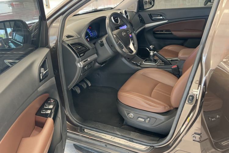 Used BYD S7 2017 1.5T Manual Luxury Model Driver Seat