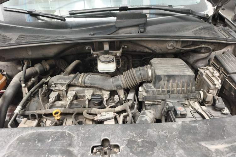 Used BYD S7 2017 2.0T Automatic Luxury Model Engine Bay