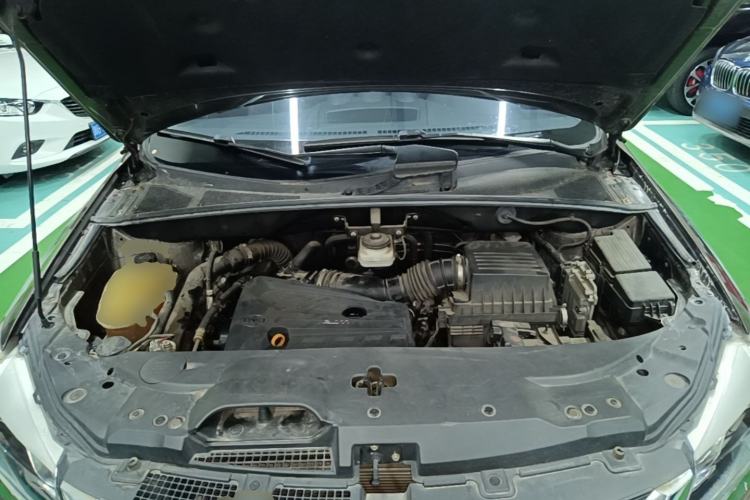 Used BYD S7 2017 2.0T Automatic Prestige Edition Engine Bay