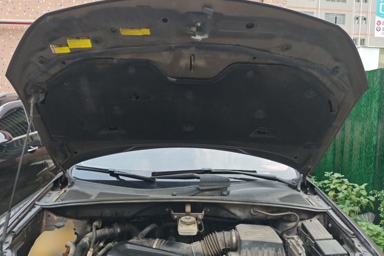 Used BYD S7 2017 2.0T Automatic Prestige Edition Engine Bay