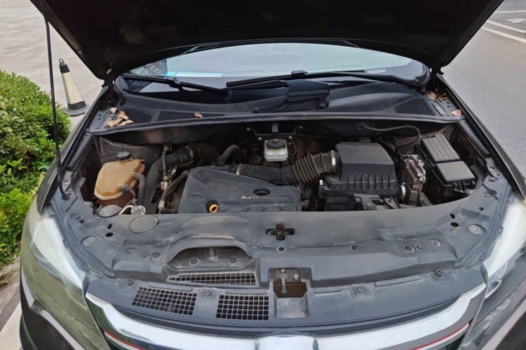 Used BYD S7 2017 2.0T Automatic Luxury Model Engine Bay