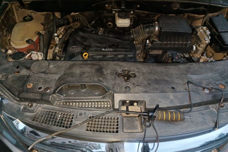 Used BYD S7 2017 2.0T Automatic Prestige Edition Engine Bay