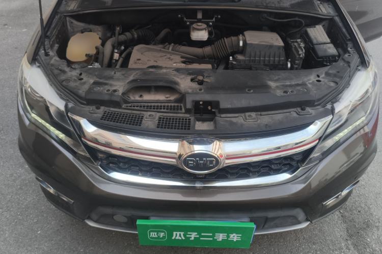 Used BYD S7 2017 2.0T Automatic Prestige Edition Engine Bay
