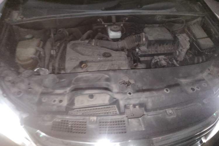 Used BYD S7 2017 2.0T Automatic Prestige Edition Engine Bay