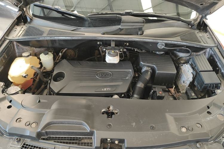 Used BYD S7 2017 1.5T Manual Luxury Model Engine Bay