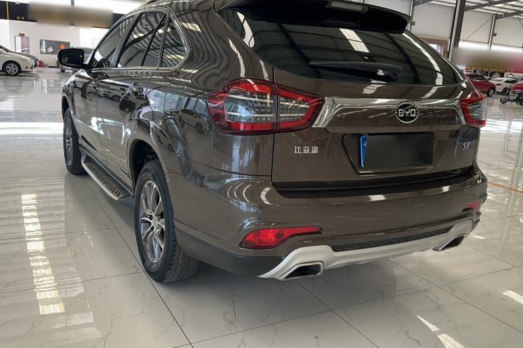 Used BYD S7 2017 1.5T Manual Luxury Model Exterior 1