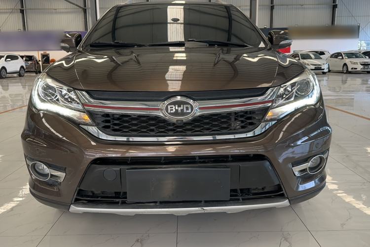 Used BYD S7 2017 1.5T Manual Luxury Model Exterior 12