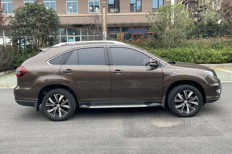 Used BYD S7 2017 2.0T Automatic Prestige Edition Exterior 5