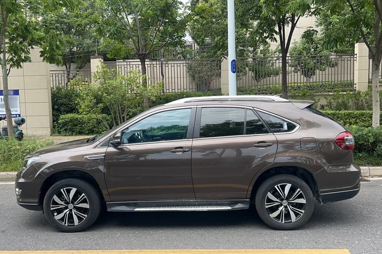 Used BYD S7 2017 2.0T Automatic Prestige Edition Exterior 6