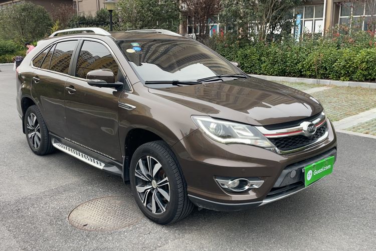 Used BYD S7 2017 2.0T Automatic Prestige Edition Exterior 7