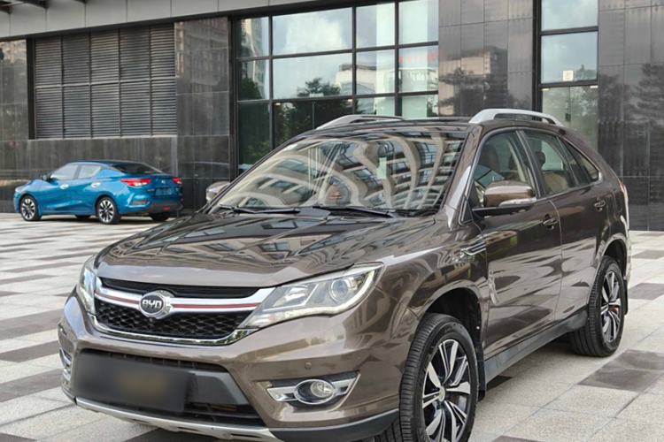 Used BYD S7 2017 2.0T Automatic Prestige Edition Exterior 7