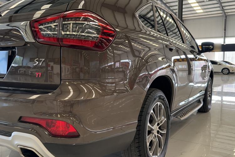 Used BYD S7 2017 1.5T Manual Luxury Model Exterior 7