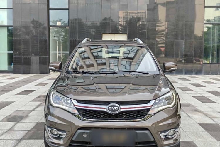 Used BYD S7 2017 2.0T Automatic Prestige Edition Exterior 8