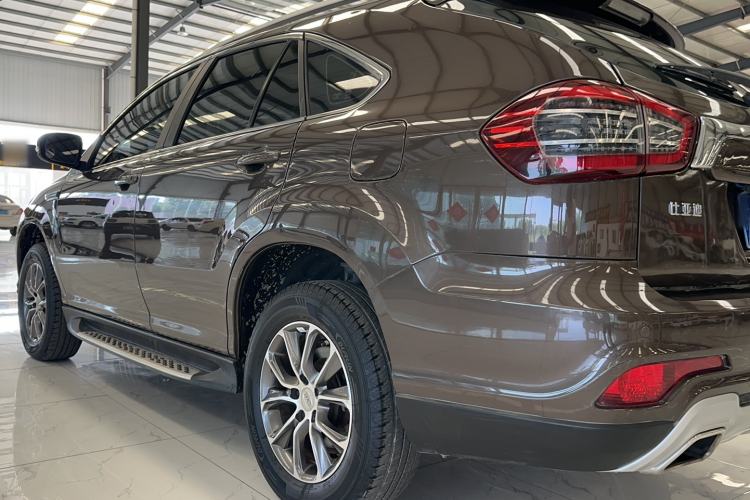 Used BYD S7 2017 1.5T Manual Luxury Model Exterior 8
