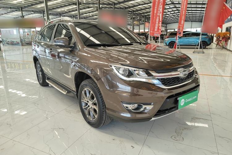 Used BYD S7 2017 1.5T Manual Luxury Model Front Right 45 Deg
