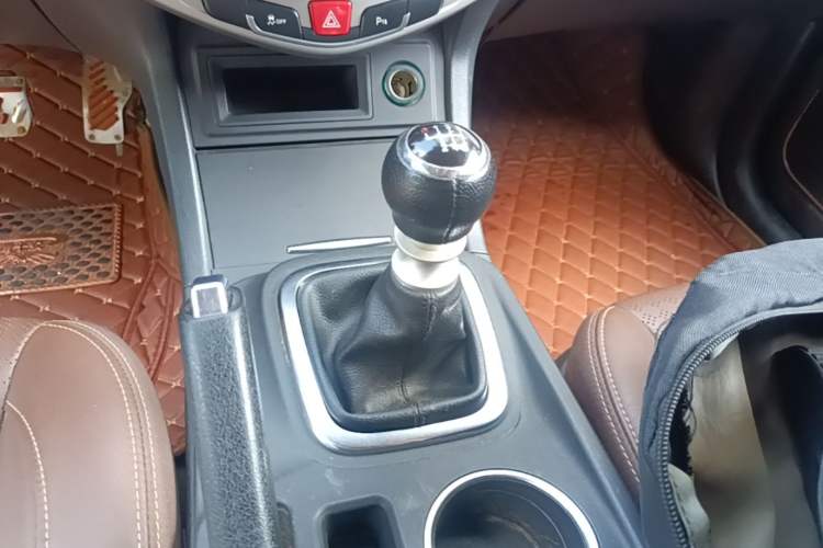 Used BYD S7 2017 1.5T Manual Luxury Model Gear Lever