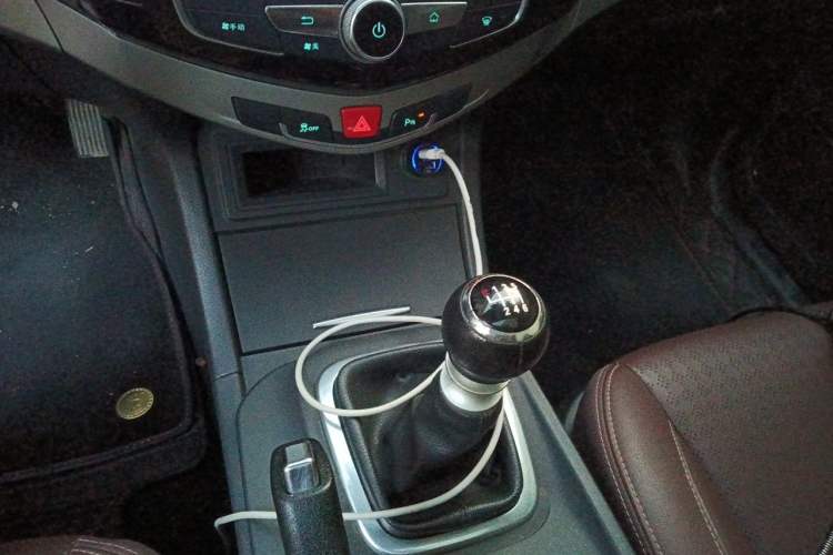 Used BYD S7 2017 1.5T Manual Luxury Model Gear Lever